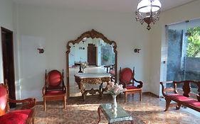 Pousada Charitas Inn